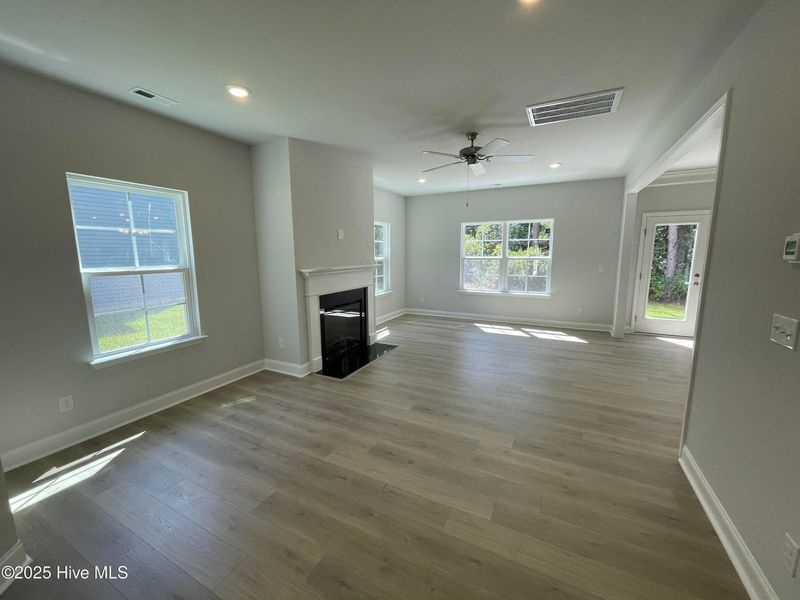 Image 25 of a home in Mill Creek Cove.