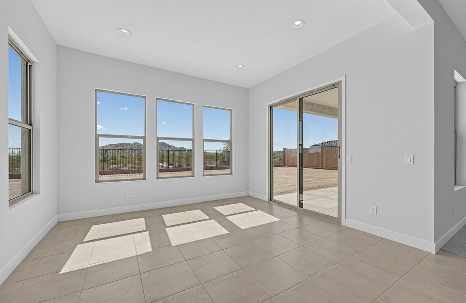 Spacious, unfurnished interior of a new home in Ladera Trails, Queen Creek (Image 16). Spacious, unfurnished interior of a new home in Ladera Trails, Queen Creek (Image 16).