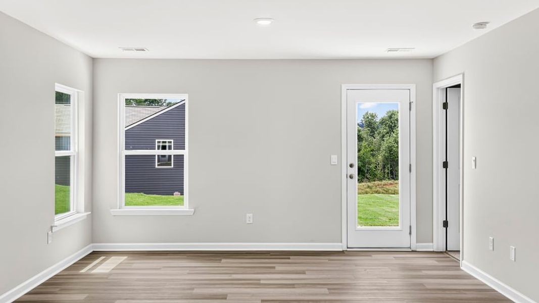 Spacious, unfurnished interior of a new home in Cloverdale Hills, Piedmont (Image 25). Spacious, unfurnished interior of a new home in Cloverdale Hills, Piedmont (Image 25).