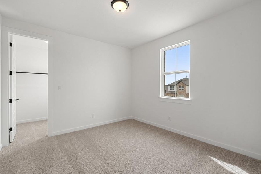 Spacious, unfurnished interior of a new home in Arbor Collection at Lariat, Liberty Hill (Image 21).