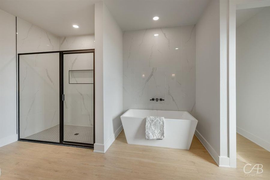 Furnished interior view inside a new home in , Abilene (Image 8).