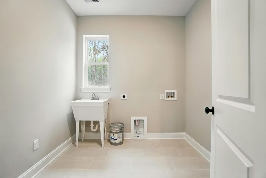 Image 76 representing the Tillery by Caruso Homes in Blue Run, Raleigh, NC. Image 76 representing the Tillery by Caruso Homes in Blue Run, Raleigh, NC.