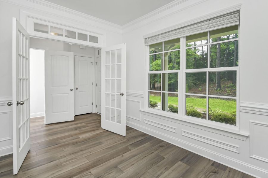 Spacious, unfurnished interior of a new home in Lake Carolina Townhomes, Columbia (Image 13).