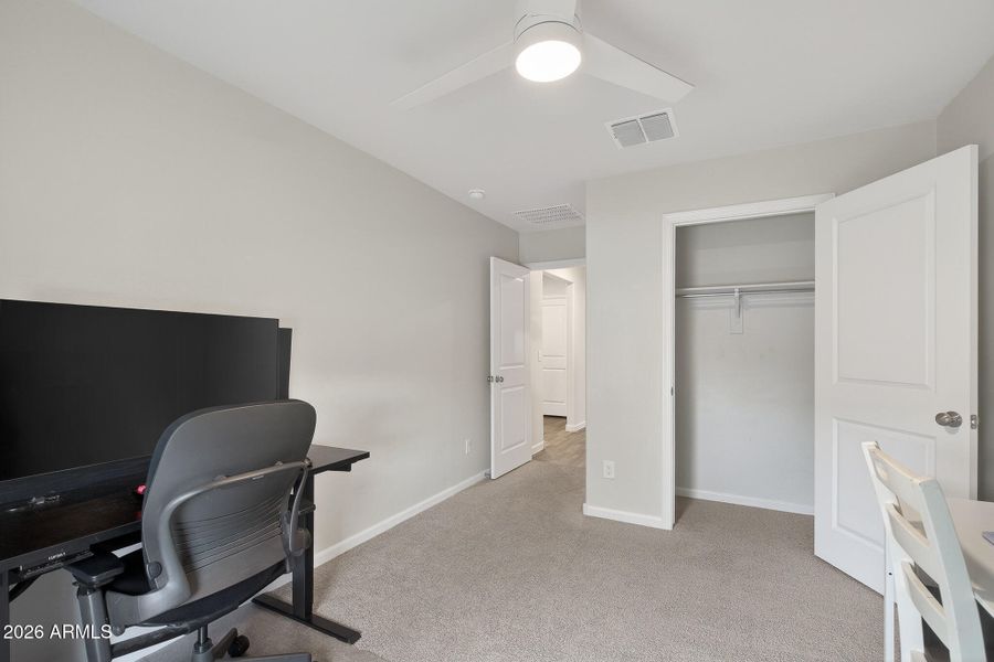 15) WALK IN CLOSETS 15) WALK IN CLOSETS