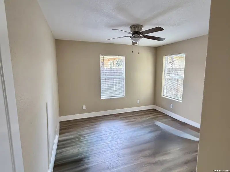 Spacious, unfurnished interior of a new home in , San Antonio (Image 4).