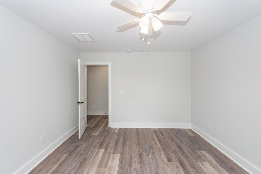 Spacious, unfurnished interior of a new home in , Hanahan (Image 30).