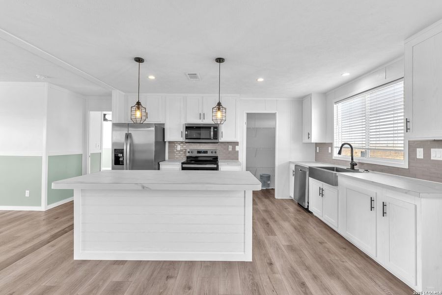 Furnished interior view inside a new home in , La Vernia (Image 11).