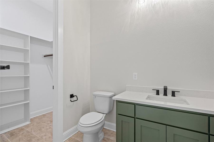 Furnished interior view inside a new home in Santana Ridge, Weatherford (Image 10).