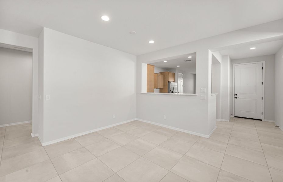 Spacious, unfurnished interior of a new home in Visara, Surprise (Image 15).