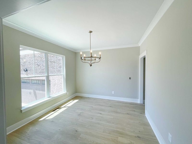 Spacious, unfurnished interior of a new home in Westfield Manor Homes, Gallatin (Image 4).