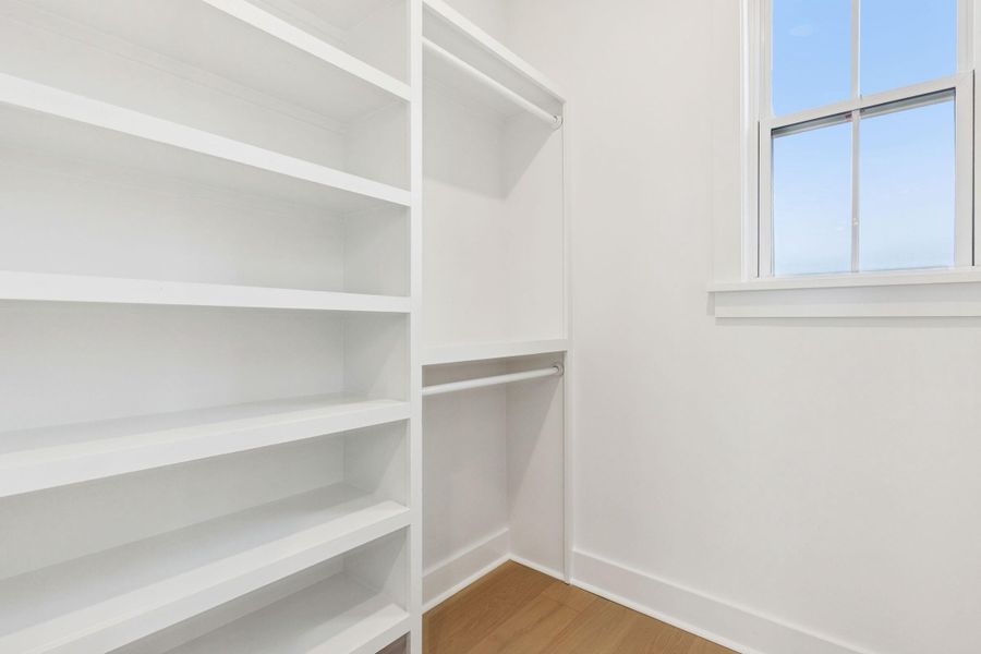 Spacious, unfurnished interior of a new home in Overlook at Copahee Sound, Awendaw (Image 25).