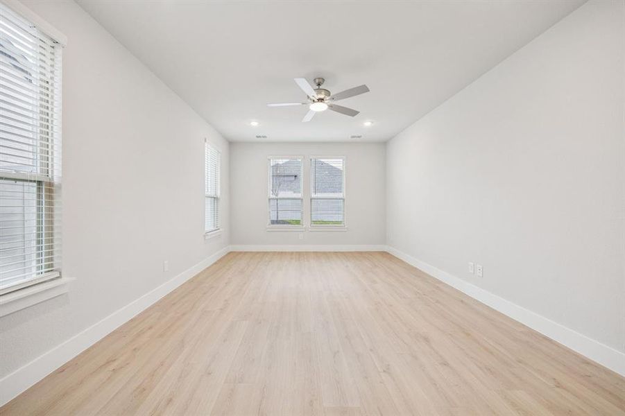 Spacious, unfurnished interior of a new home in , McKinney (Image 25). Spacious, unfurnished interior of a new home in , McKinney (Image 25).