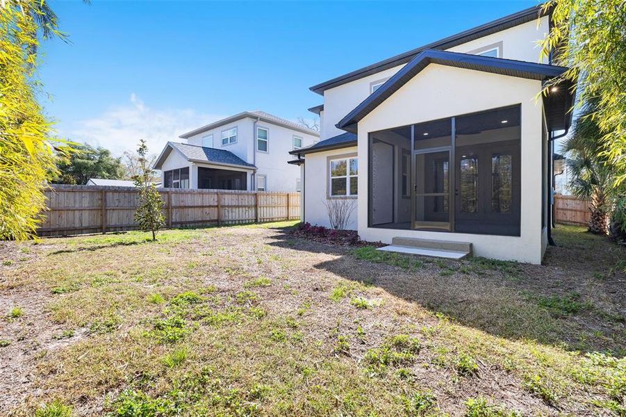 Exterior details and patio area of a home in , Tampa (Image 22).