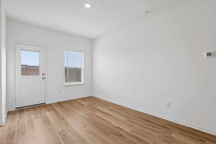 Spacious, unfurnished interior of a new home in , Elgin (Image 30).