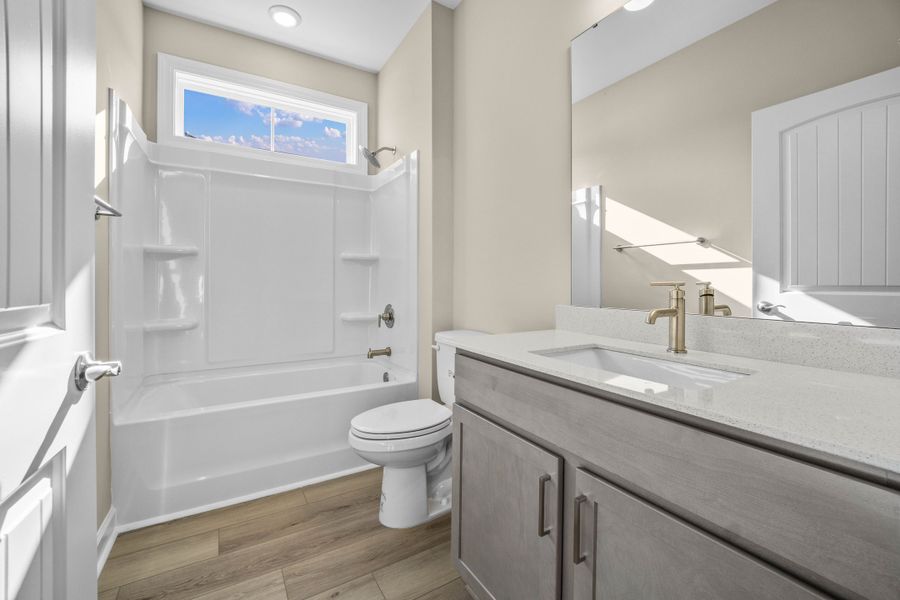 Furnished interior view inside a new home in Waterbridge, Myrtle Beach (Image 10).