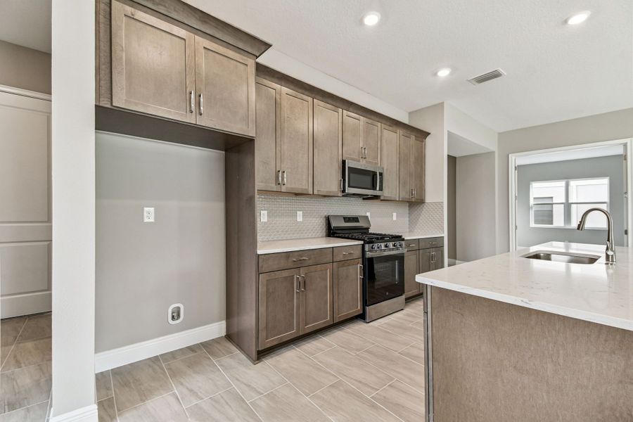 Furnished interior view inside a new home in River Preserve Estates, Parrish (Image 18).