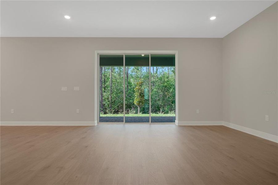 Spacious, unfurnished interior of a new home in Palms at Windermere, Windermere (Image 65). Spacious, unfurnished interior of a new home in Palms at Windermere, Windermere (Image 65).