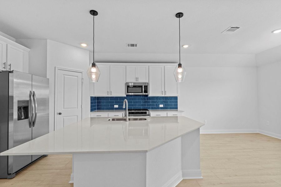 Furnished interior view inside a new home in Riverview, Georgetown (Image 9).