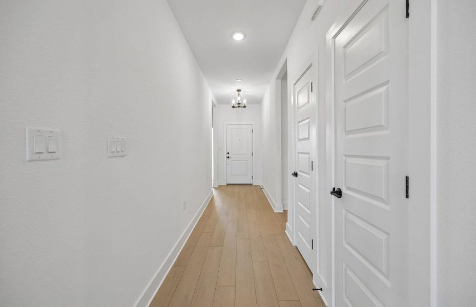 Spacious, unfurnished interior of a new home in Lagos, Manor (Image 17).