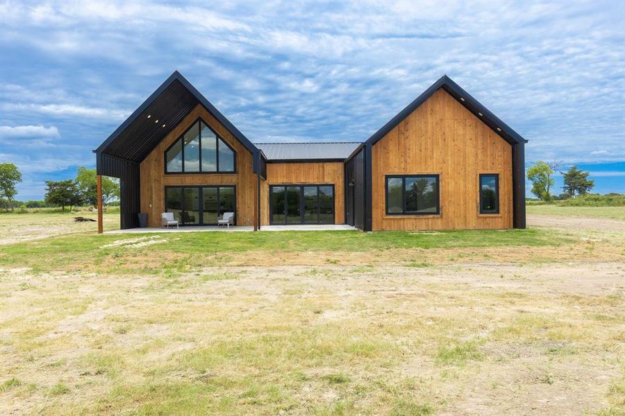 Front exterior of a new home in , Sulphur Springs, TX, highlighting curb appeal (Image 1). Front exterior of a new home in , Sulphur Springs, TX, highlighting curb appeal (Image 1).