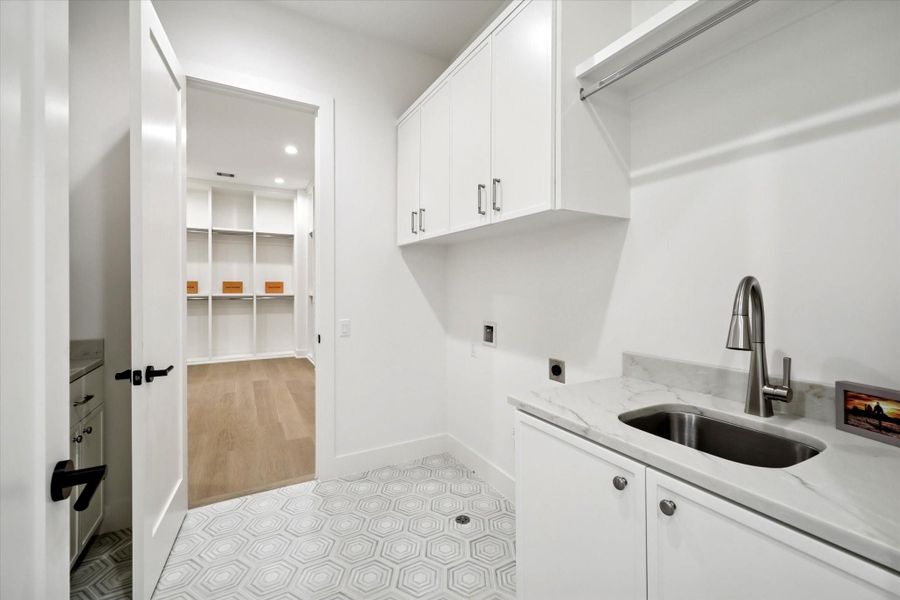 Furnished interior view inside a new home in , Houston (Image 34).