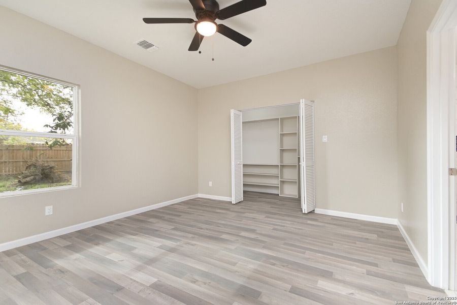 Spacious, unfurnished interior of a new home in , San Antonio (Image 15). Spacious, unfurnished interior of a new home in , San Antonio (Image 15).
