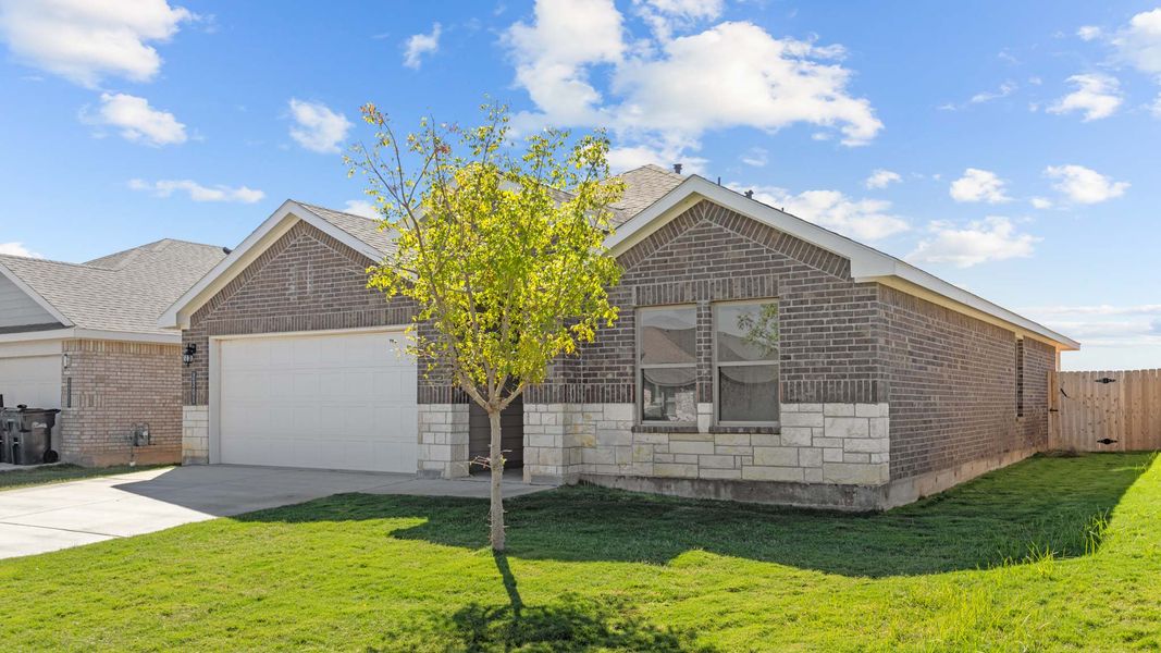 Representative exterior photo of a completed home built from the The Elgin by D.R. Horton in Allen Farms, Lubbock, TX (Image 2).