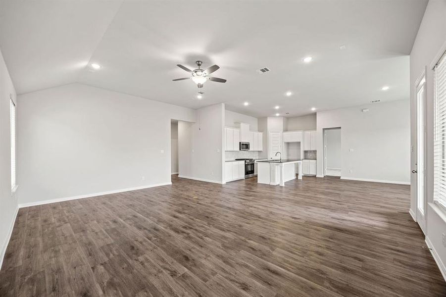 6-web-or-mls-1426-red-clover-ave