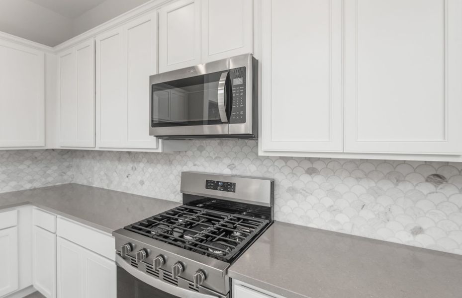 Furnished interior view inside a new home in Jorde Farms, Queen Creek (Image 11).