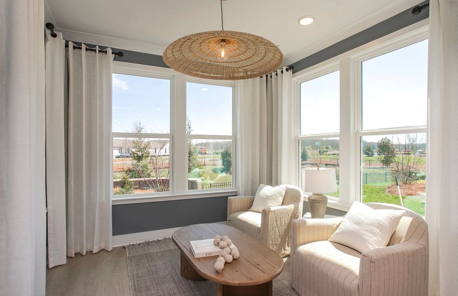 Palmary Sunroom in new homes for 55+ Active Adult community in Del Webb Barton Village