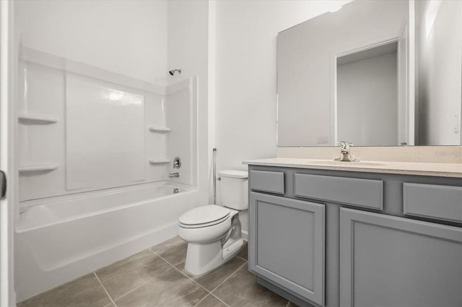 Furnished interior view inside a new home in , Orlando (Image 17).