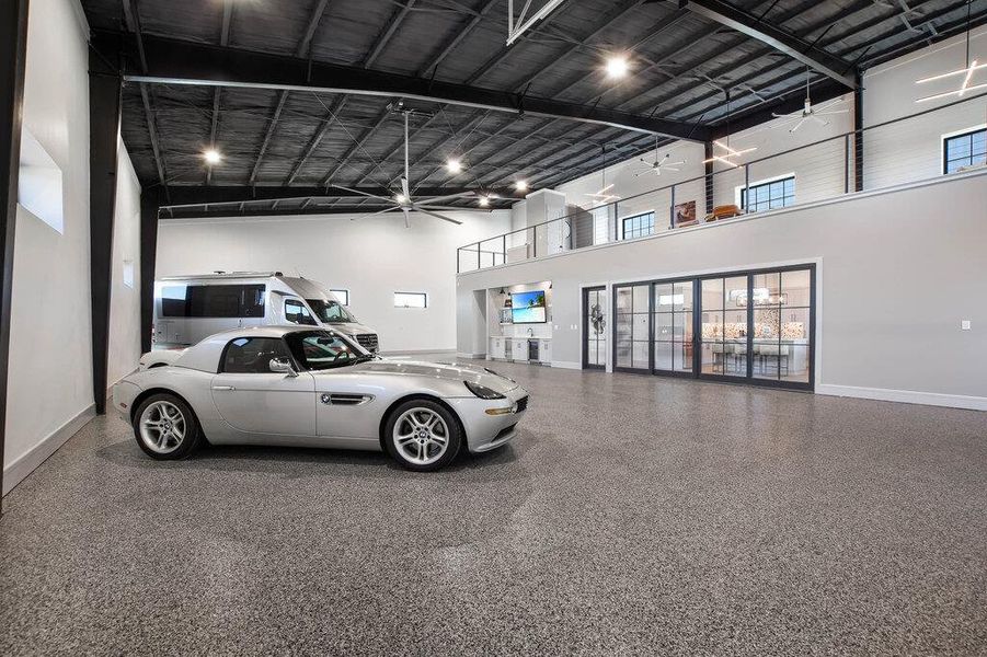 Community amenities in , Austin (Image 34).