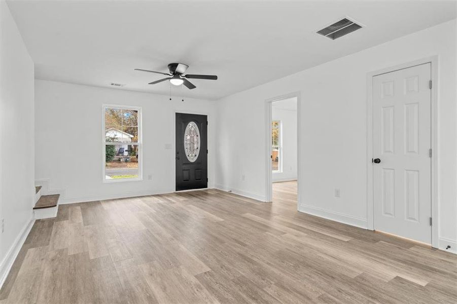 Spacious, unfurnished interior of a new home in , Calhoun (Image 19).