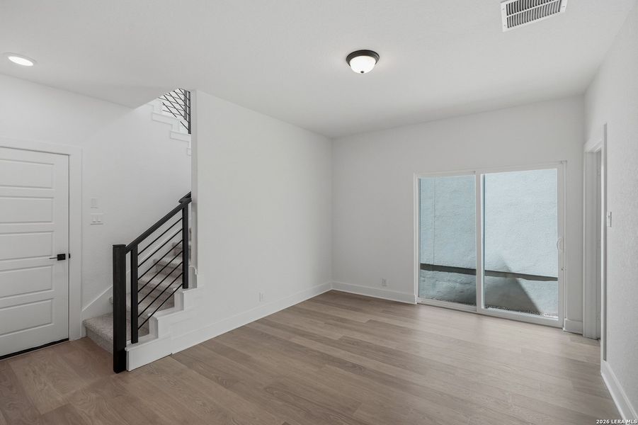 Spacious, unfurnished interior of a new home in Centero at Stone Oak, San Antonio (Image 40). Spacious, unfurnished interior of a new home in Centero at Stone Oak, San Antonio (Image 40).