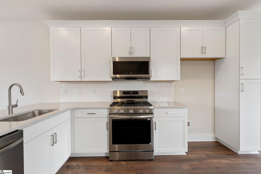 Furnished interior view inside a new home in Renaissance Place, Greenville (Image 6).