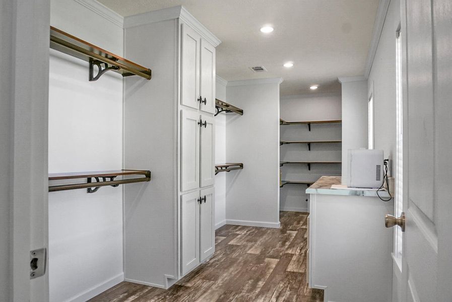 Furnished interior view inside a new home in , Bonneau (Image 44).