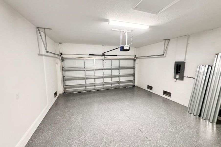 Spacious, unfurnished interior of a new home in , Port Charlotte (Image 24). Spacious, unfurnished interior of a new home in , Port Charlotte (Image 24).