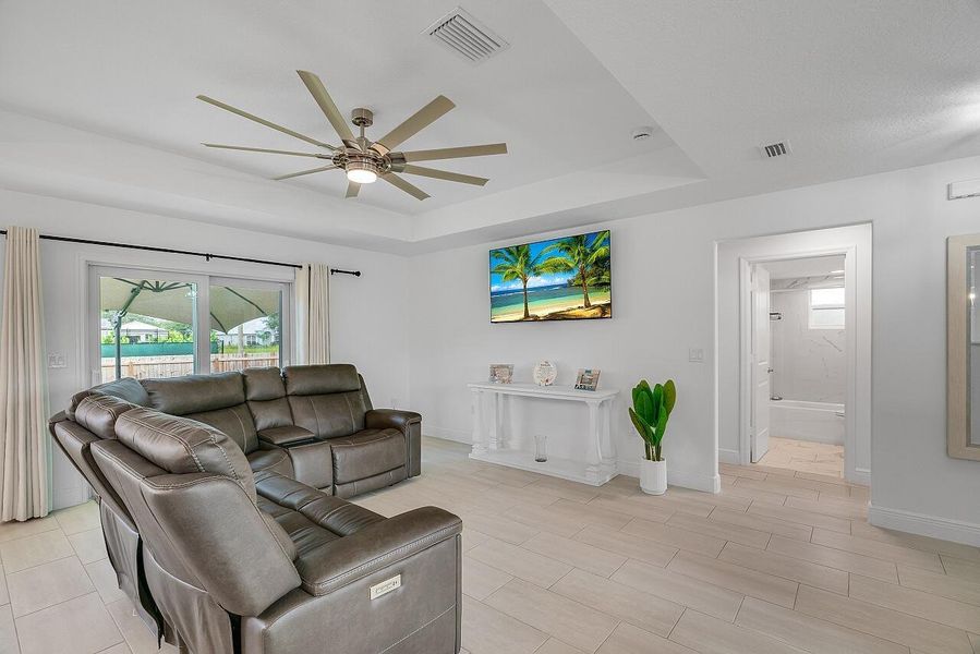 Furnished interior view inside a new home in , Vero Beach (Image 25). Furnished interior view inside a new home in , Vero Beach (Image 25).