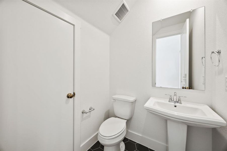 Image 22 of a home in North Square at Uptown. Image 22 of a home in North Square at Uptown.