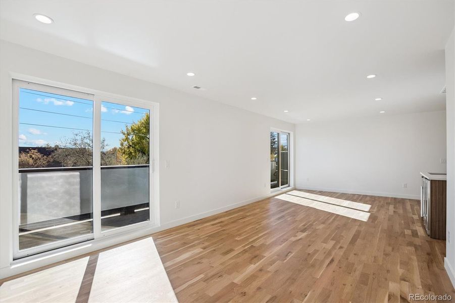Spacious, unfurnished interior of a new home in , Denver (Image 33).