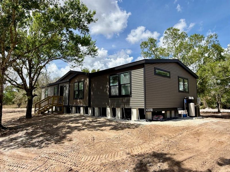 Image 53 of a home in .