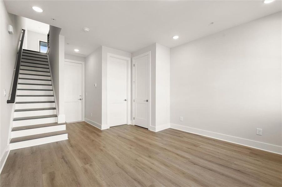 Spacious, unfurnished interior of a new home in , Alpharetta (Image 15). Spacious, unfurnished interior of a new home in , Alpharetta (Image 15).
