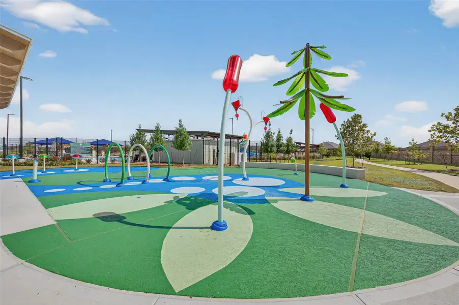 Community amenities in Cypress Green, Hockley (Image 46).
