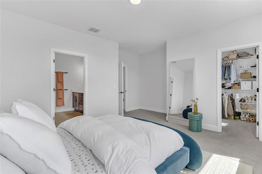 Furnished interior view inside a new home in , Winter Garden (Image 17).