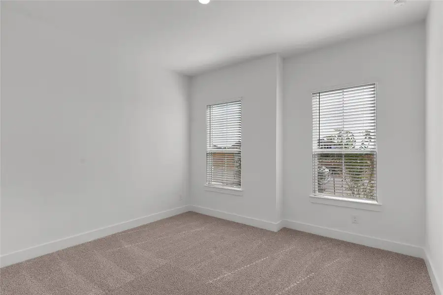 REPRESENTATIVE OF FLOOR PLAN ONLY REPRESENTATIVE OF FLOOR PLAN ONLY