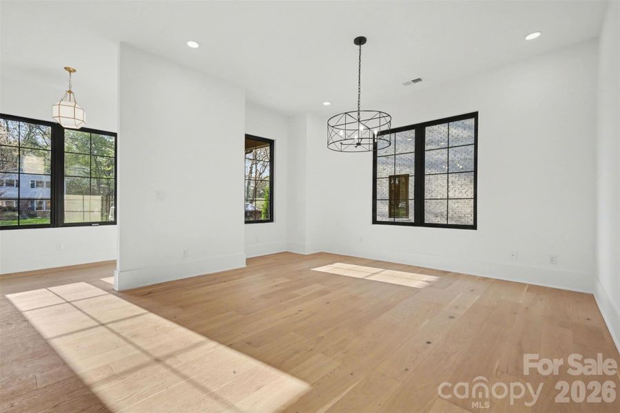 Spacious, unfurnished interior of a new home in , Concord (Image 25).