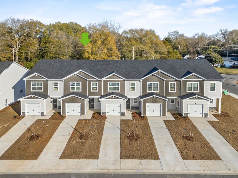 Image 27 of a home in . Image 27 of a home in .