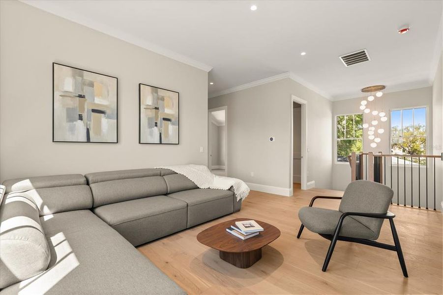 Furnished interior view inside a new home in , Orlando (Image 28).