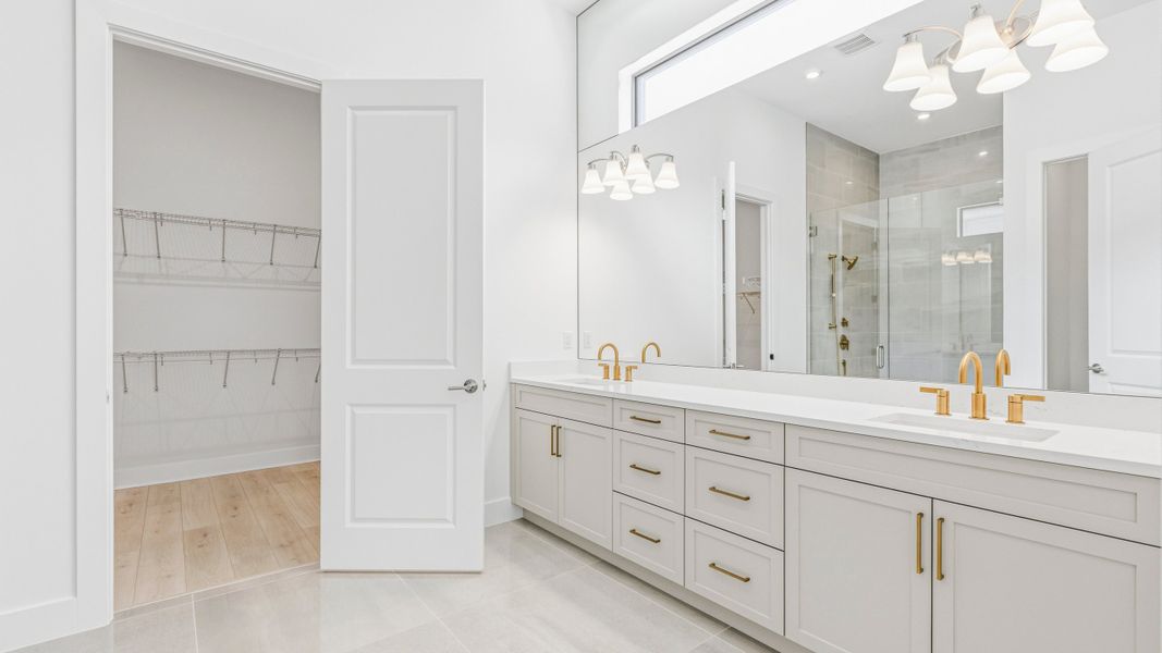Owner's Bath Owner's Bath