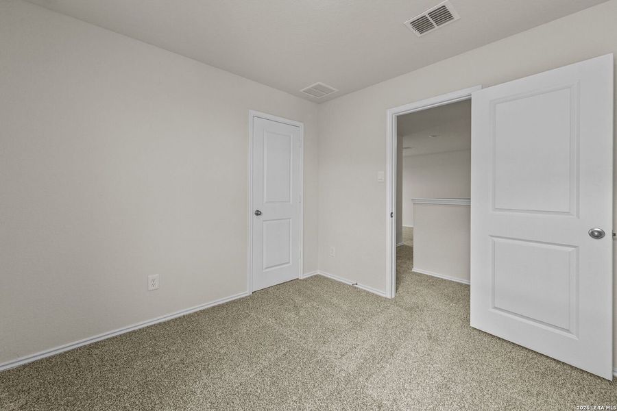 Spacious, unfurnished interior of a new home in Swenson Heights, Seguin (Image 19).